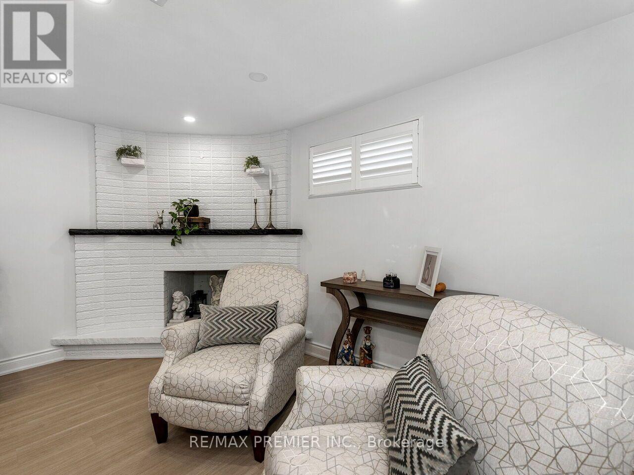 10 Bruno Court, Toronto, ON photo 42