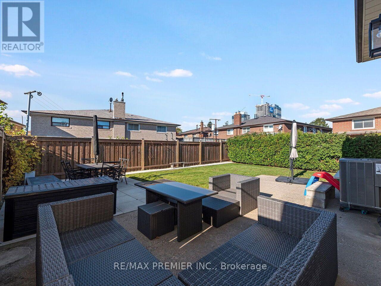 10 Bruno Court, Toronto, ON photo 47