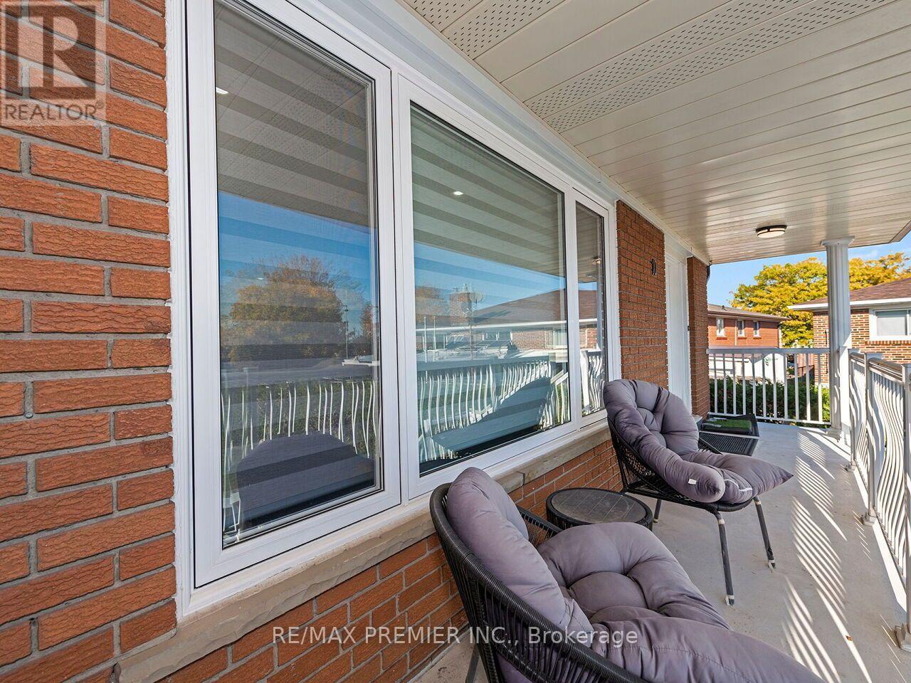 10 Bruno Court, Toronto, ON photo 5