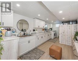 10 Bruno Court, Toronto, ON M9L2J3 Photo 33