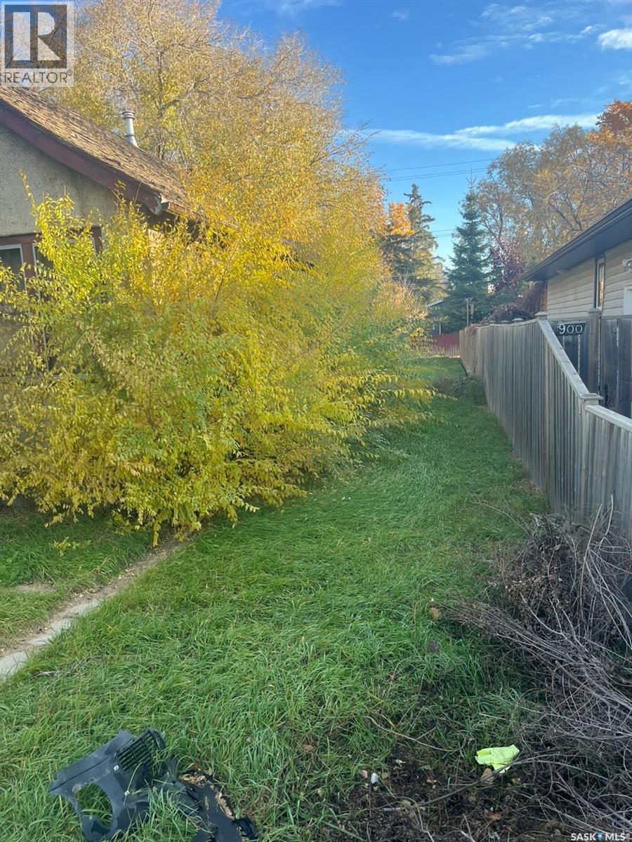 902 Gray AVENUE, Saskatoon — photo 7
