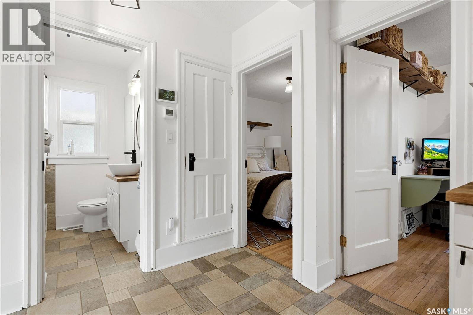 2263 Queen STREET, Regina — photo 13
