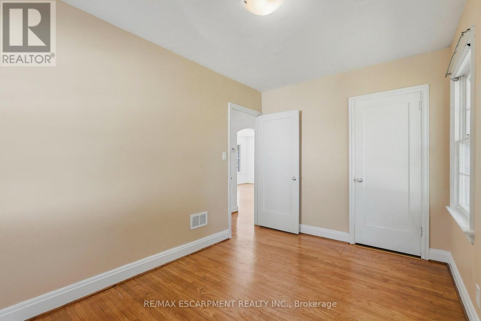 55 Lakeview Avenue, Grimsby, ON photo 21