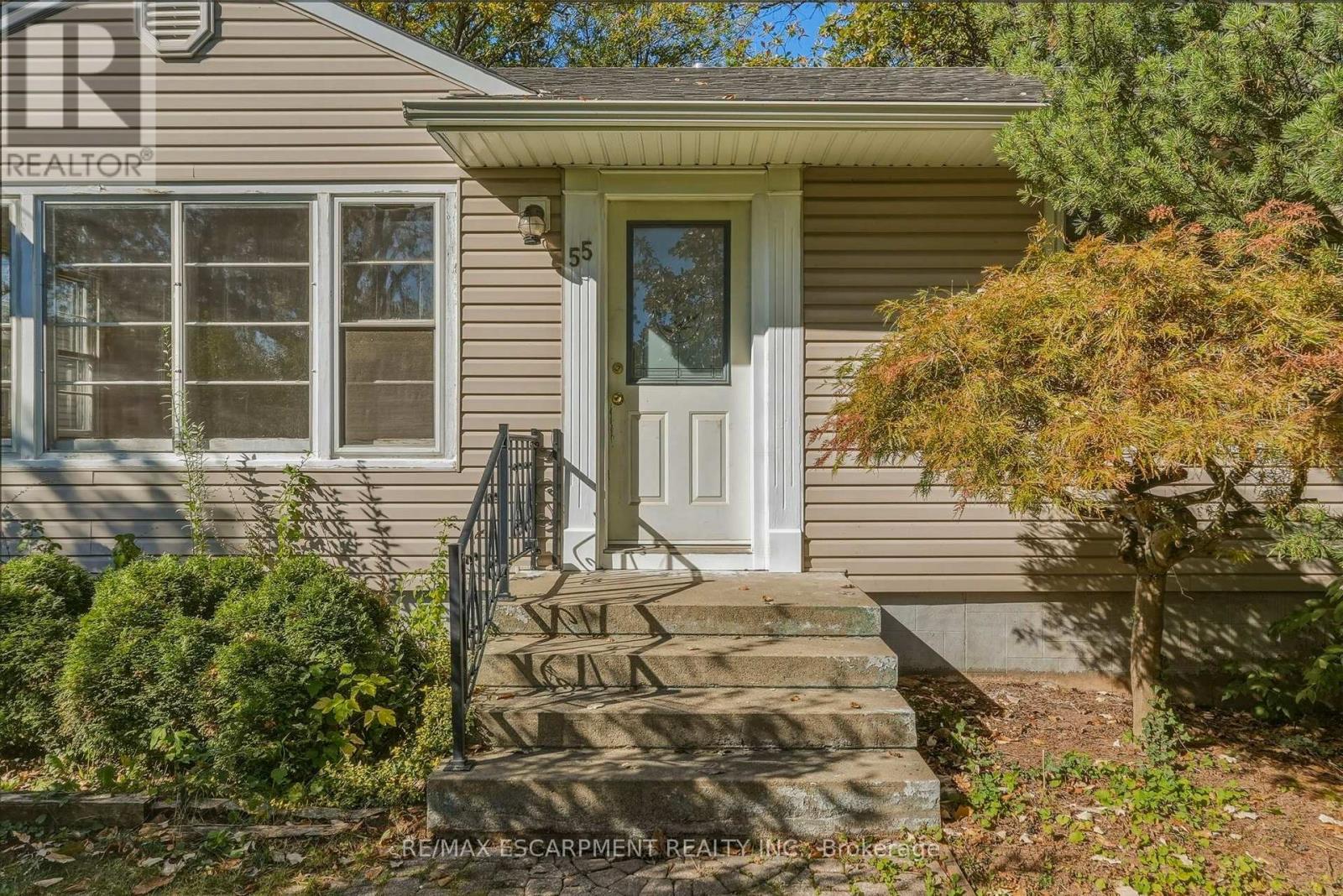 55 Lakeview Avenue, Grimsby, ON photo 5