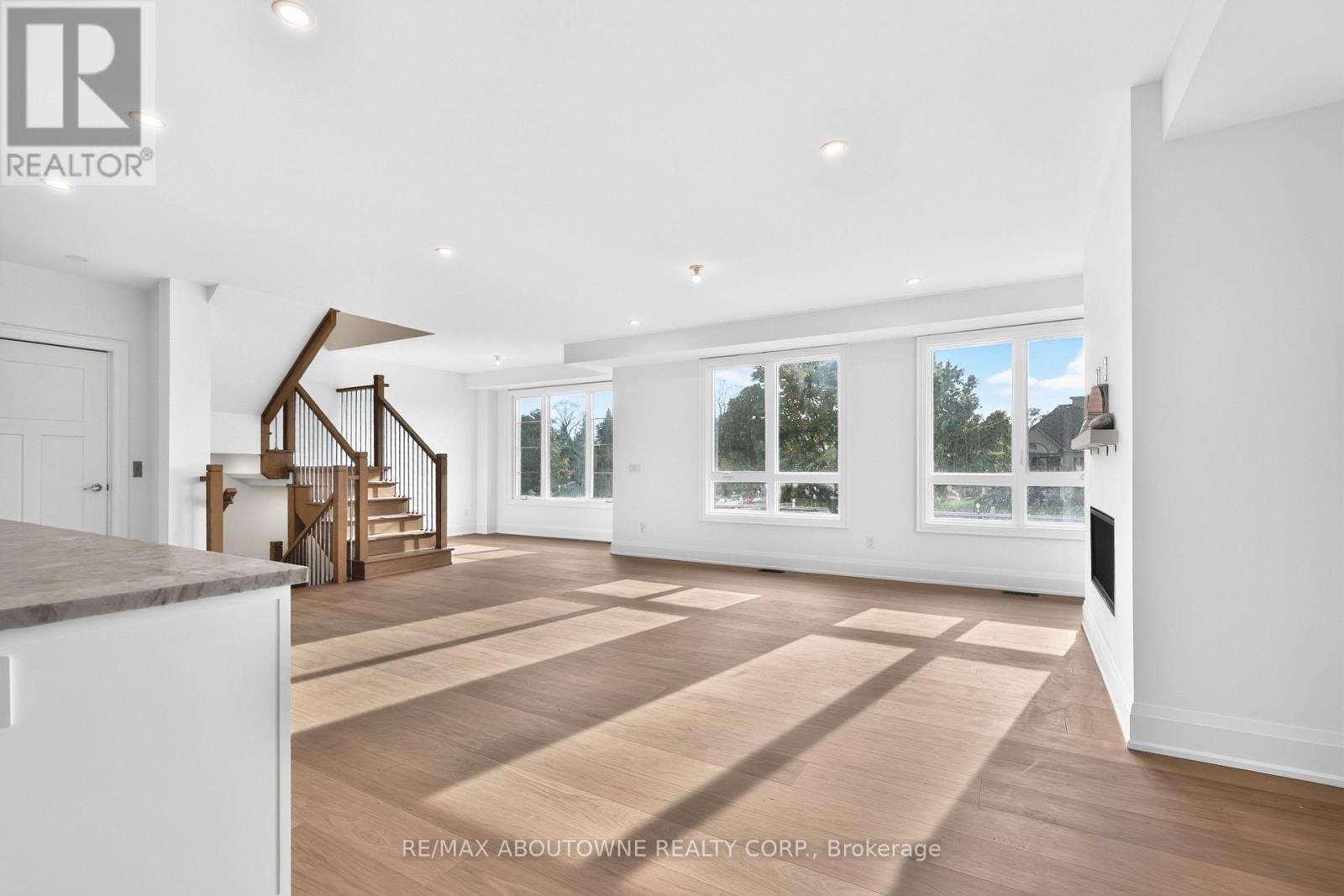 6- 21 Hands Inlet, Grimsby, ON photo 18