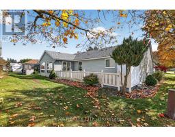 2 Garden Place, Wilmot, ON N3A2E6 Photo 33
