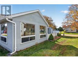 2 Garden Place, Wilmot, ON N3A2E6 Photo 34