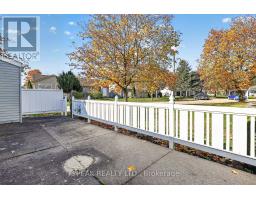 2 Garden Place, Wilmot, ON N3A2E6 Photo 37