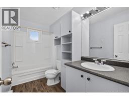 5430 Route 117, photo 18