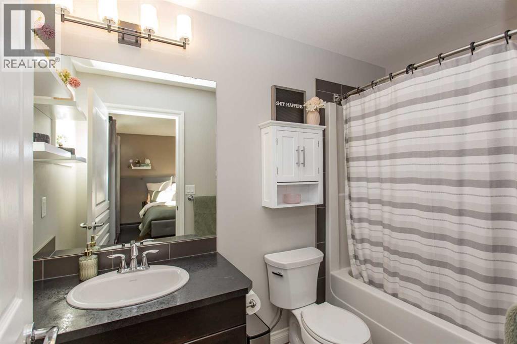 Listing photo – 56 Van Slyke Way, Red Deer