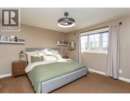 56 Van Slyke Way, Red Deer, AB T4R0N4 Photo 10