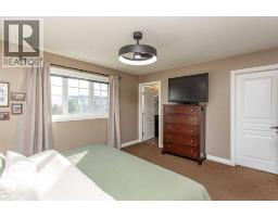 56 Van Slyke Way, Red Deer, AB T4R0N4 Photo 11