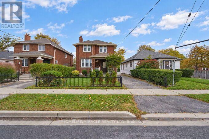 55 PARK ROAD N - 1