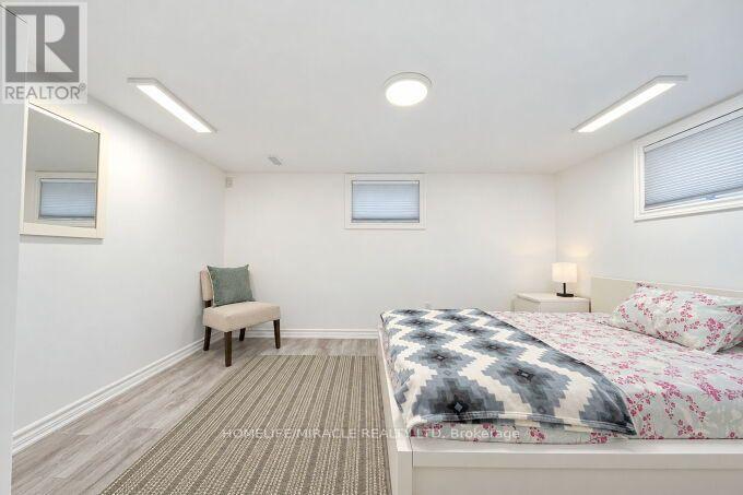 55 PARK ROAD N - 39