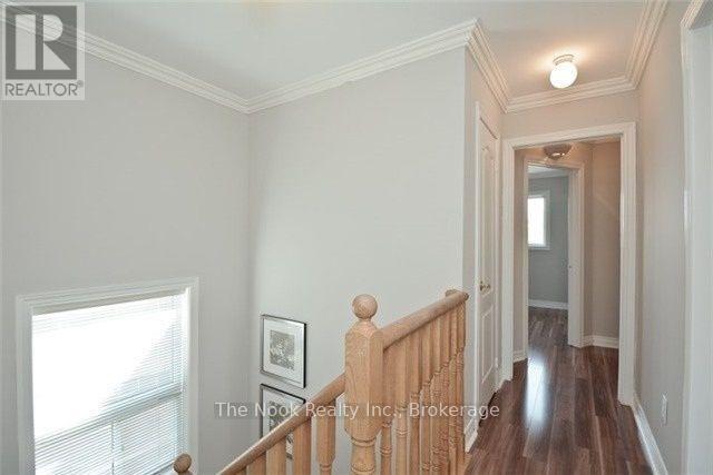 10 Melody Drive, Whitby, ON photo 9