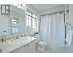 10 Melody Drive, Whitby, ON L1M1K4 Photo 13