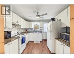 10 Edgewater Lane, photo 20