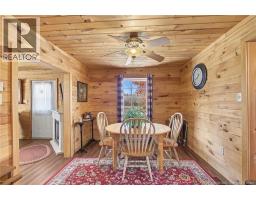 10 Edgewater Lane, photo 17