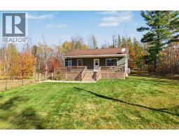 10 Edgewater Lane, photo 2