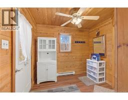 10 Edgewater Lane, photo 23