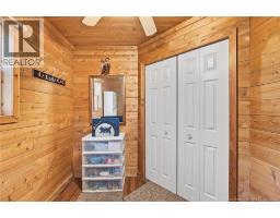 10 Edgewater Lane, photo 24
