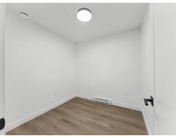 105 10405 147 Street, Surrey, BC V3R0J5 Photo 11