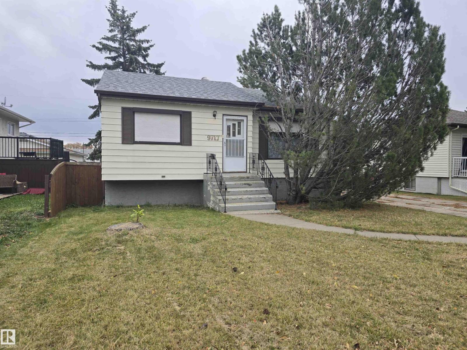 Photo of 9717 162 ST NW, Edmonton