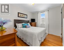 11 Valleyview Avenue thumbnail 13