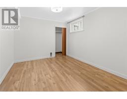 11 Valleyview Avenue thumbnail 19