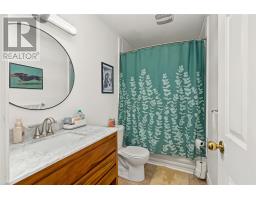 111 Codroy Place, St  John S, NL A1E4J2 Photo 19