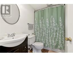 111 Codroy Place, St  John S, NL A1E4J2 Photo 35
