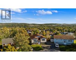 111 Codroy Place, St  John S, NL A1E4J2 Photo 44