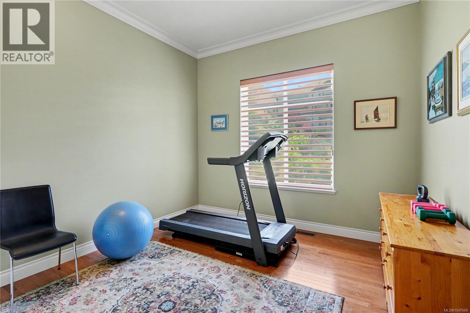 873 Country Club Dr, Cobble Hill - Image 1