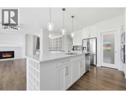 4pc Bathroom - 129 Kingsbury Close Se, Airdrie, AB T4A0R4 Photo 11