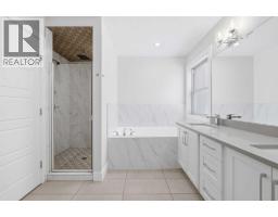 129 Kingsbury Close Se, Airdrie, AB T4A0R4 Photo 25