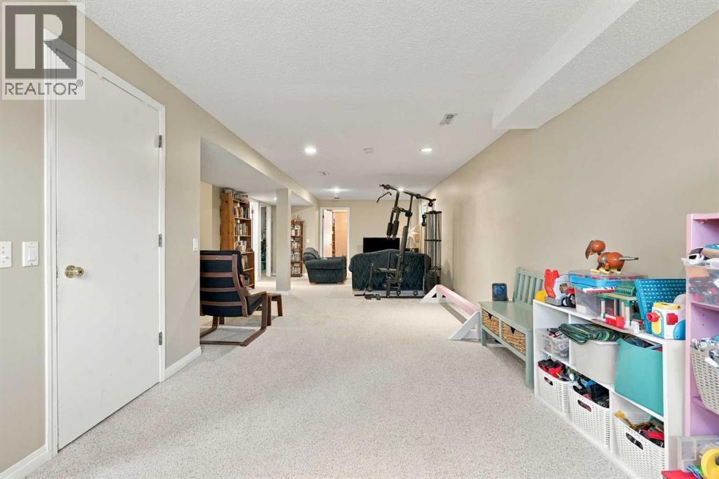 60 Hidden Green NW photo 23