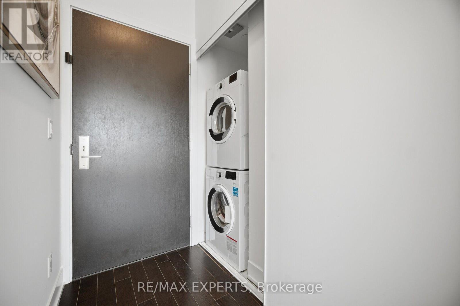 206- 181 Bedford Road, Toronto, ON photo 32
