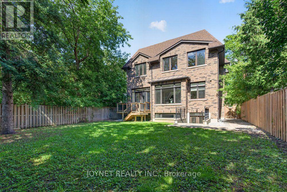 119 Patricia Avenue, Toronto, ON photo 49