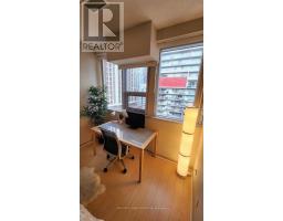 1204 - 393 King Street W, Toronto, ON M5V3G8 Photo 11