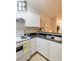 1204 - 393 King Street W, Toronto, ON M5V3G8 Photo 19