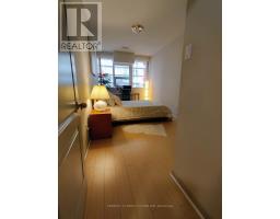1204 - 393 King Street W, Toronto, ON M5V3G8 Photo 8