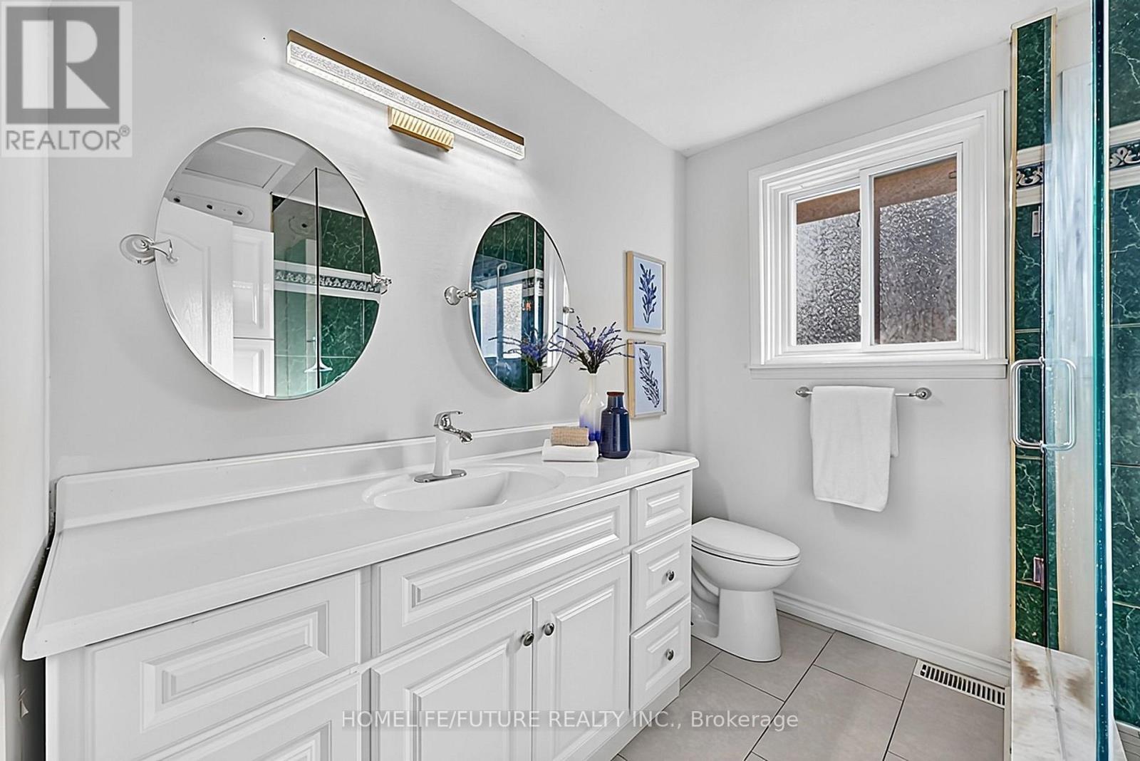 18 Ivan Road, Toronto, ON photo 15