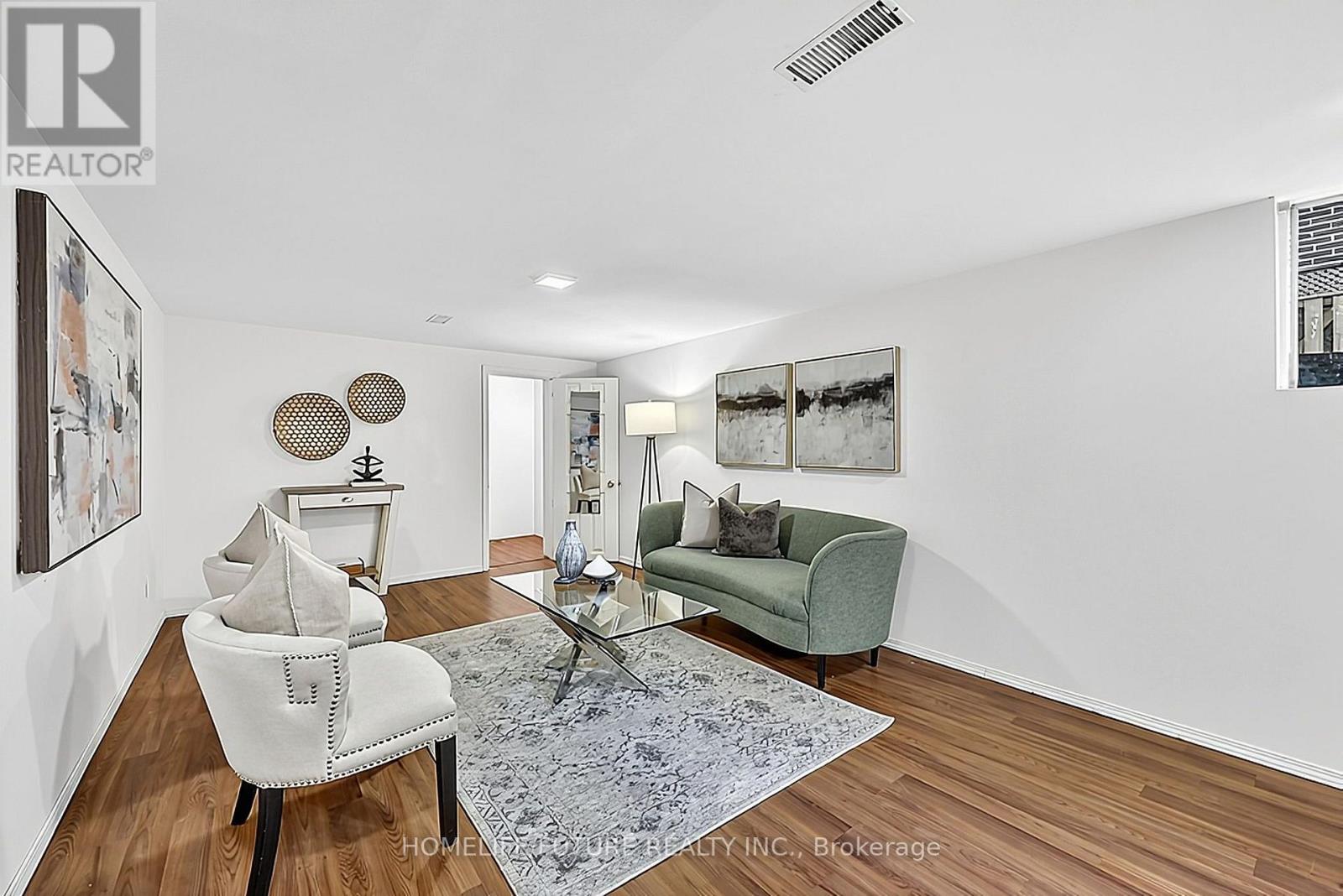 18 Ivan Road, Toronto, ON photo 19