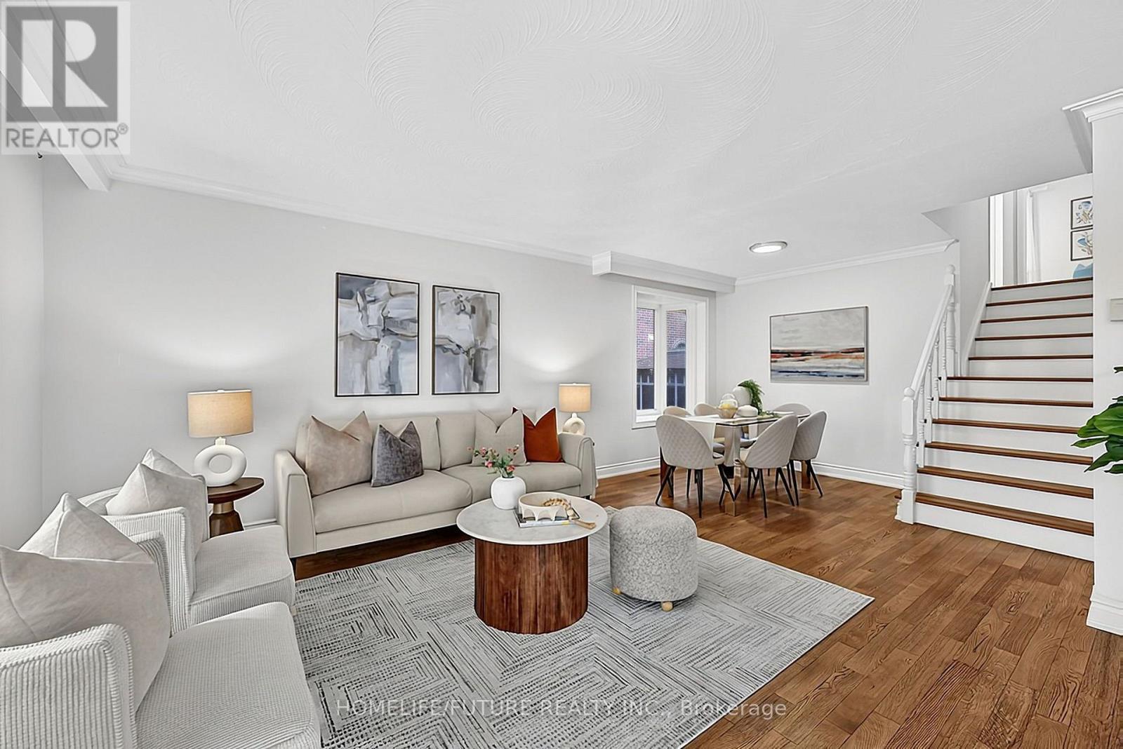 18 Ivan Road, Toronto, ON photo 6