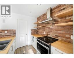 5pc Bathroom - 107, 540 34 Street Nw, Calgary, AB T2N2X7 Photo 7