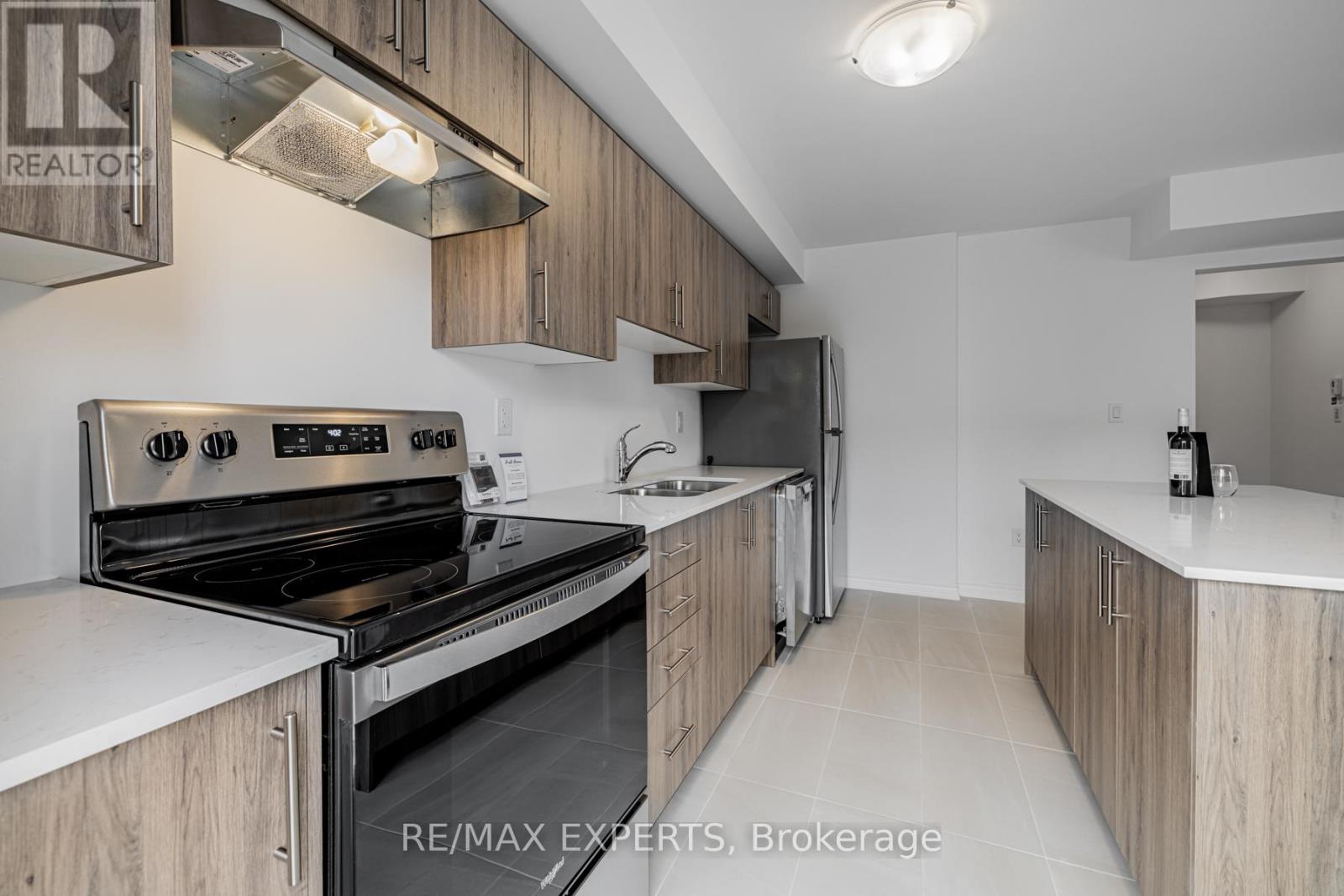13 Silo Mews, Barrie photo 19