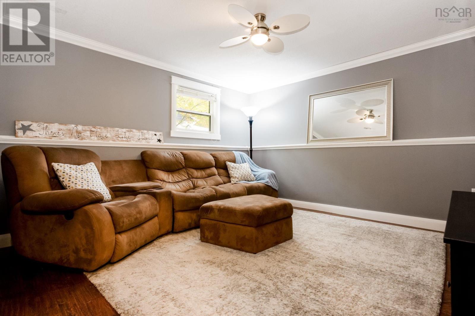 25 Maggie Drive, photo 42
