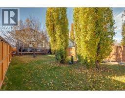 17 Shawglen Court Sw, Calgary, AB T2Y2R1 Photo 18
