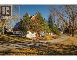 17 Shawglen Court Sw, Calgary, AB T2Y2R1 Photo 21