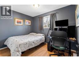 17 Shawglen Court Sw, Calgary, AB T2Y2R1 Photo 13
